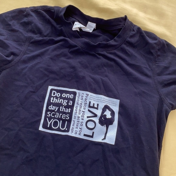 Lululemon Love Yoga short sleeve T-shirt - Picture 2 of 3